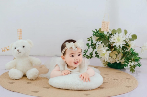 韩城宝宝喜欢侧着睡 韩城宝宝喜欢侧着睡